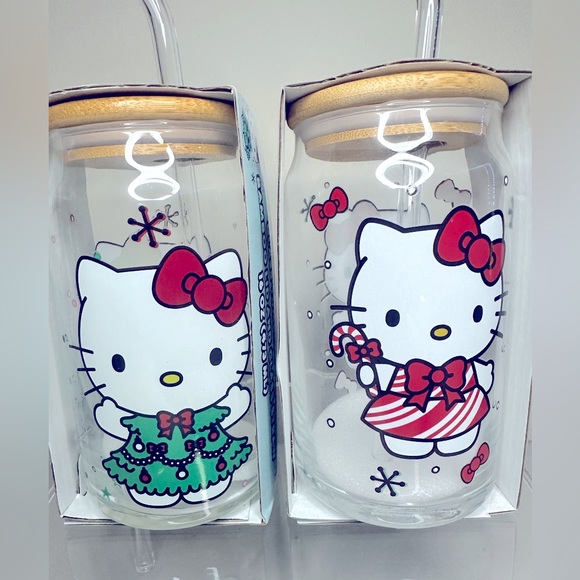 Set of 2 Hello Kitty Christmas Glass Tumblers 16 oz each - Picture 2 of 4